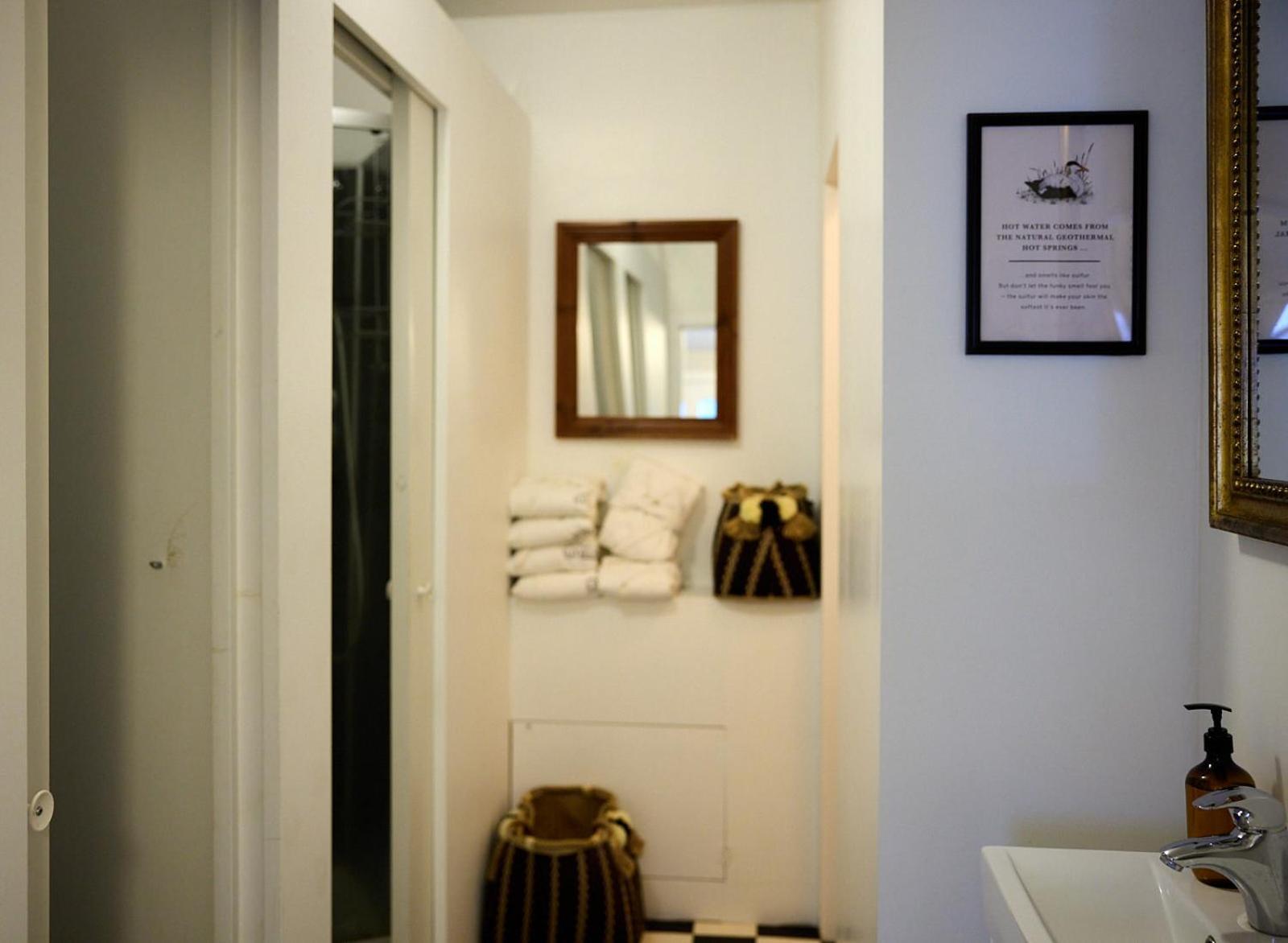 Englendingavik Homestay Borgarnes Bagian luar foto