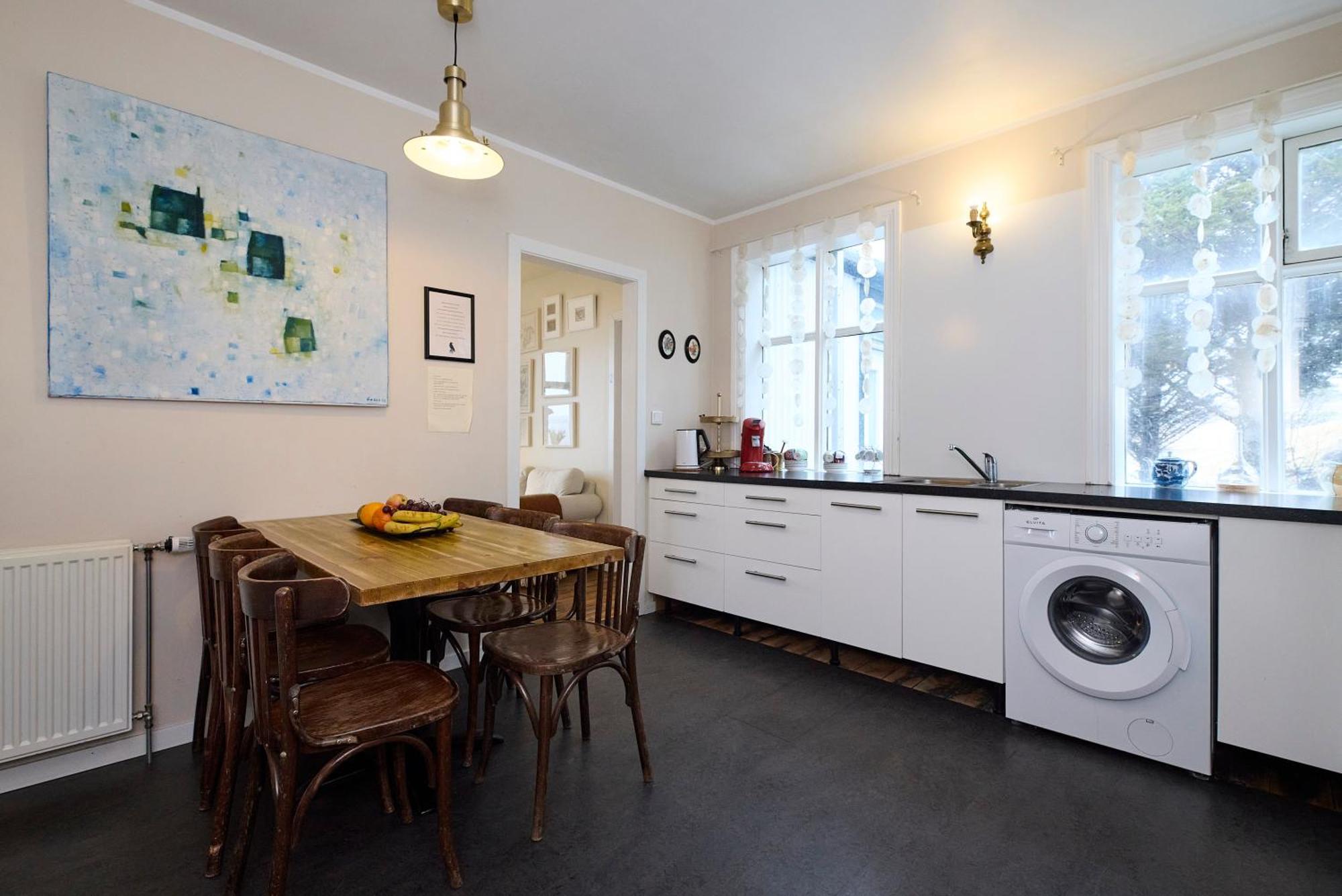 Englendingavik Homestay Borgarnes Bagian luar foto