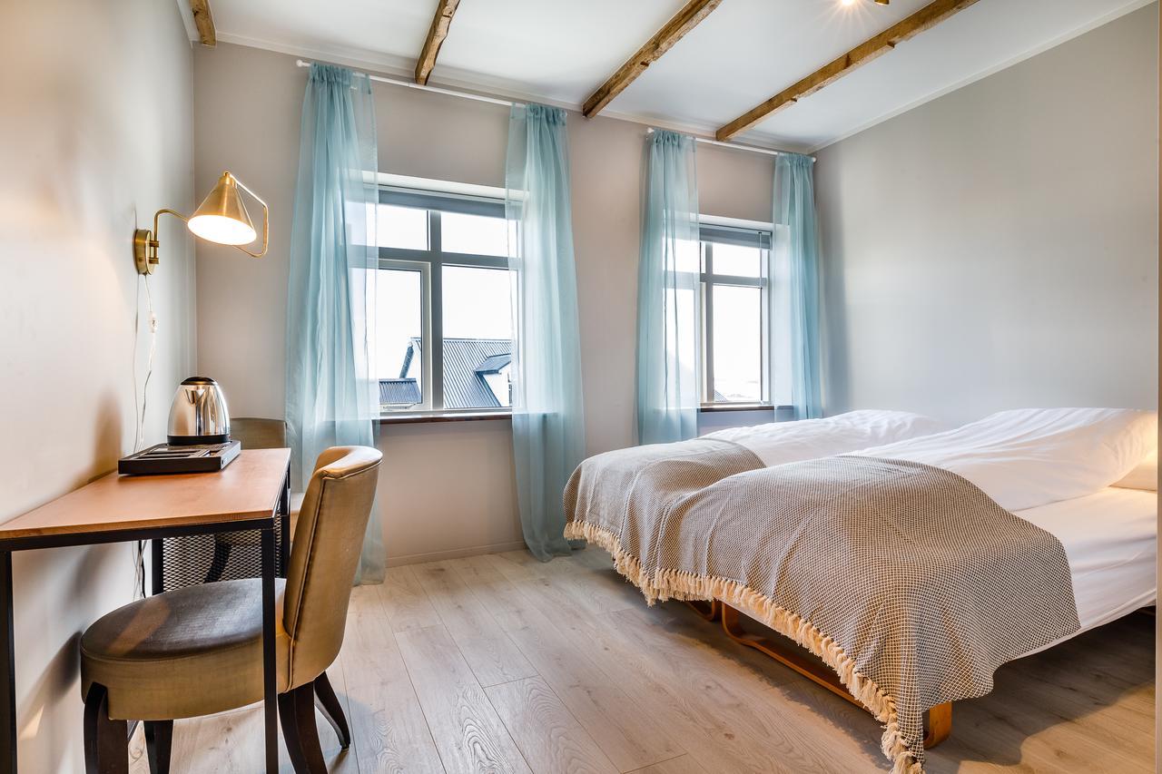 Englendingavik Homestay Borgarnes Bagian luar foto