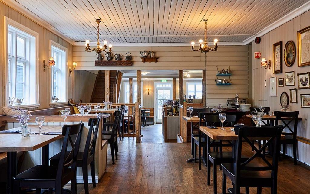 Englendingavik Homestay Borgarnes Bagian luar foto